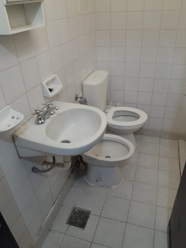 OCASION VENDO DPTO CENTRICO CON RENTA
