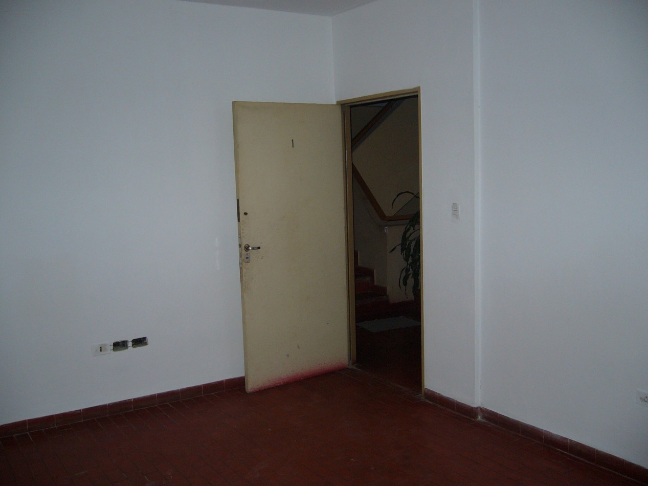 OCASION VENDO DPTO MEDRANO Y CAZ. CORRENTINOS
